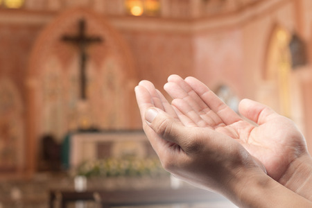 1. Prier sans relâche pour l&rsquo;Eglise